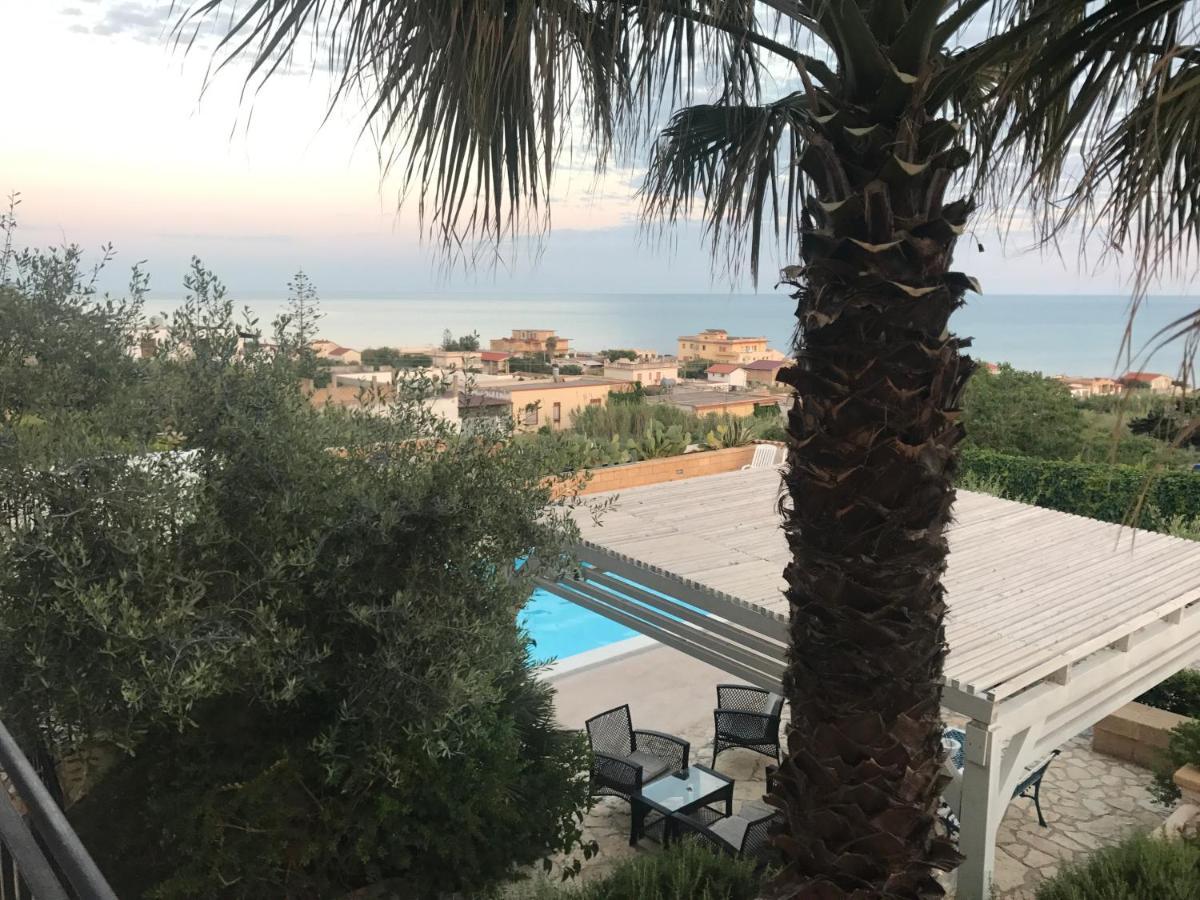 Villa Ceni: Seaside Apartments with Pool and Garden Marinella di Selinunte Exterior photo