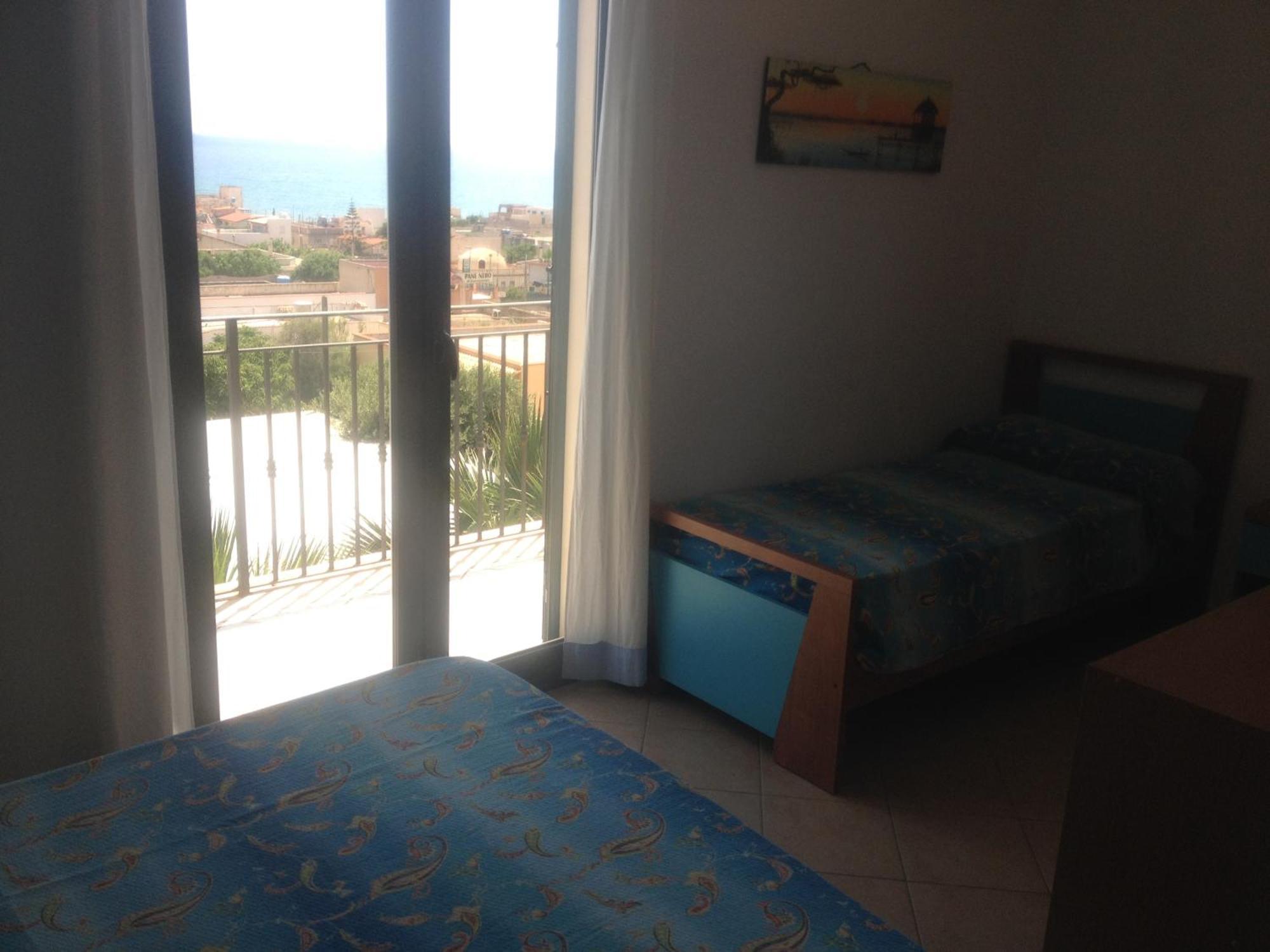 Villa Ceni: Seaside Apartments with Pool and Garden Marinella di Selinunte Exterior photo